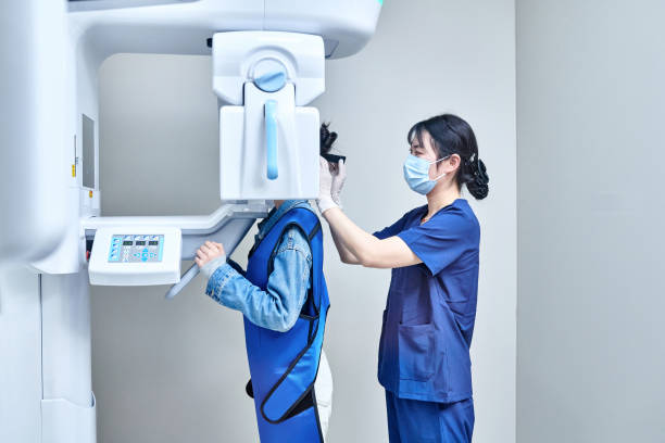 Best Cosmetic Emergency Dentistry in Huntington Beach, CA